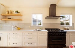 1031 Lake St, Venice, CA 90291