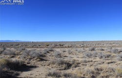 5 Stoner Road, Blanca, CO 81123