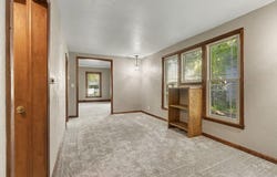 23 Peckham Street, Coldwater, MI 49036