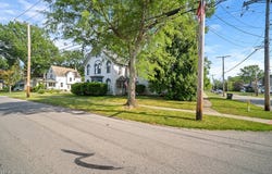 178 E Bridge Street, Berea, OH 44017