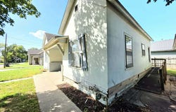 305 E Jackson Street, Pittsburg, KS 66762