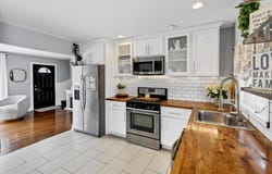 8901 Southfield Drive, Bridgeview, IL 60455