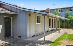 163 College (A) St NW, Monmouth, OR 97361
