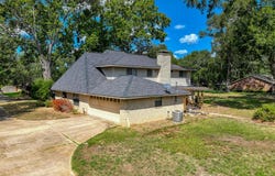 2208 Monica, PALESTINE, TX 75803