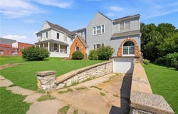 202 E Main Street, Richmond, MO 64085