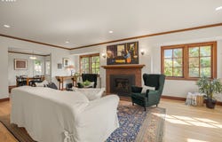 1669 FAIRMOUNT Blvd, Eugene, OR 97403