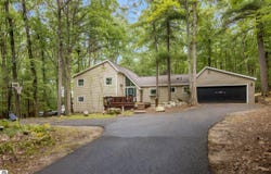 4176 Circle View Drive, Williamsburg, MI 49690