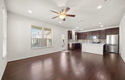 2105 Town Centre Dr, Round Rock, TX 78664