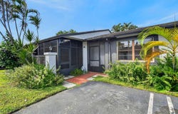 72 CONASKONK Circle, Royal Palm Beach, FL 33411