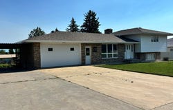 1106 10th Street, Winner, SD 57580