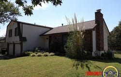 3213 SW Kent ST, Topeka, KS 66614
