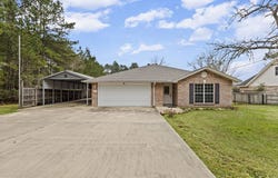 311 Peppertree, Village Mills, TX 77663