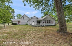 3175 S Meridian Road, Merrill, MI 48637