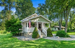 839 Paw Paw Drive, Holland, MI 49423