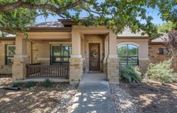 165 Silverado Dr, Georgetown, TX 78633