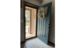 727 Lake Dr, Marshall, MO 65340