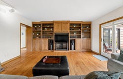 340 Lake Rd, Menasha, WI 54952