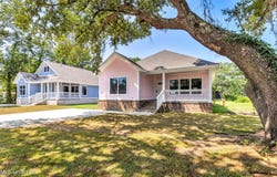 1411 Mantou Street, Pascagoula, MS 39567