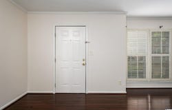 2006 MONTREAT PARKWAY, VESTAVIA HILLS, AL 35216