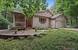 3334 Clearview Lane, Saugatuck, MI 49453