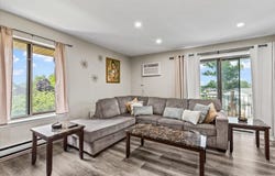 15816 Terrace Drive, Oak Forest, IL 60452