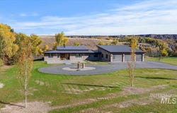 952 E 5204 N, Hagerman, ID 83332
