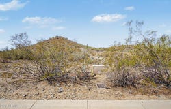 7351 W BROOKHART Way, Peoria, AZ 85383