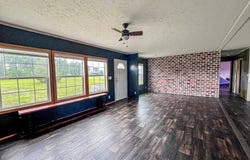 176 Old Flowers Rd., Hemingway, SC 29554