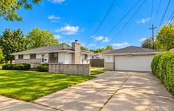 6105 S Swift Ave, Cudahy, WI 53110