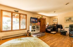 31 Quashnet Road, Mashpee, MA 02649