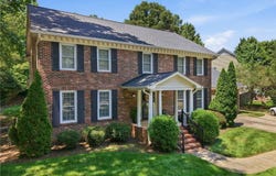2019 La Dora Drive, High Point, NC 27265