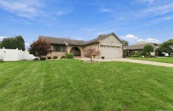 27882 White Oak Drive, Brownstown Twp, MI 48183