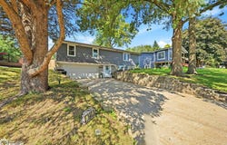 1401 Eastern Avenue, Red Oak, IA 51566
