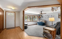 112 13th Avenue NW, Waseca, MN 56093