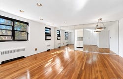 15-35 160 Street, Whitestone, NY 11357