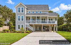 106 SE 44th Street, Oak Island, NC 28465