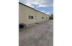 413 E 3rd Ave, Hutchinson, KS 67501