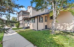 616 S 9th Ave, Caldwell, ID 83605