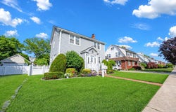 27 Hilbert Street, Hempstead, NY 11550