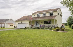 463 Pleasant View Drive, Lancaster, NY 14086