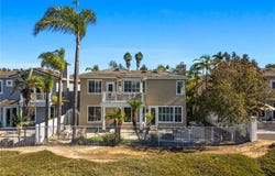 35 Hollyleaf, Aliso Viejo, CA 92656