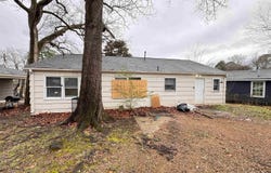 1101 CAROL CIRCLE, MIDFIELD, AL 35228