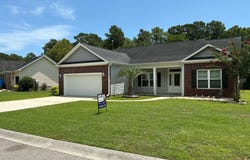 601 W Oak Circle Dr., Myrtle Beach, SC 29588
