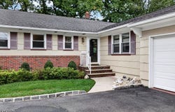 103 Wentz Ave, Springfield Twp., NJ 07081-3423