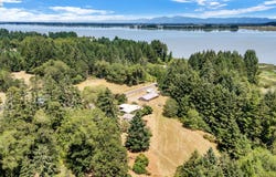 26104 JEANS Rd, Veneta, OR 97487