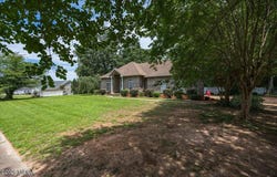 156 Henry Drive, Gray, GA 31032