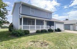 4668 MISSION Drive, Decatur, IL 62526