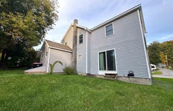 100 New Street, Pawlet, VT 05775