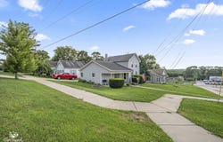 119 E 17th Street, Lockport, IL 60441
