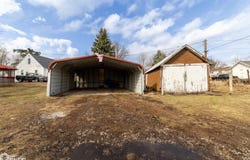 2002 5Th Street, Perry, IA 50220